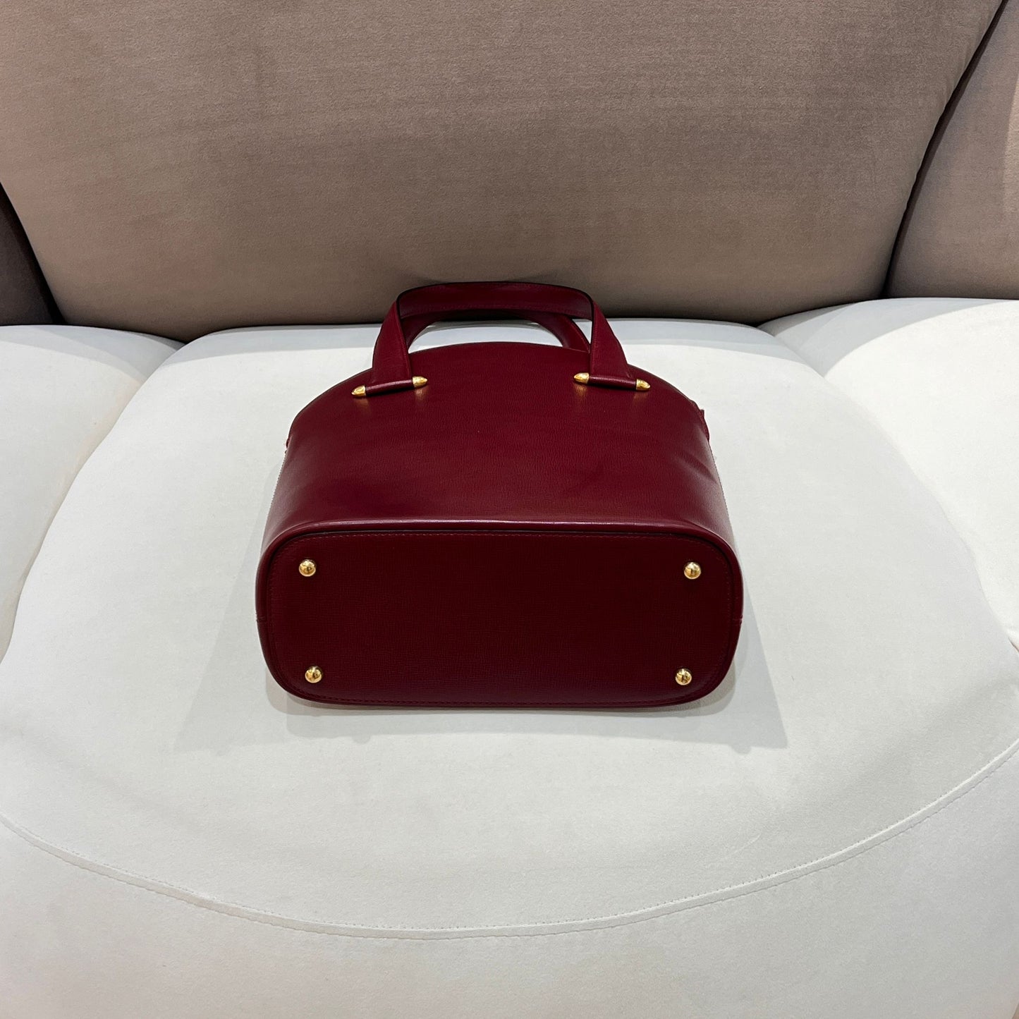 Cartier Vintage Must De Cartier Bordeaux Leather Oval Handbag