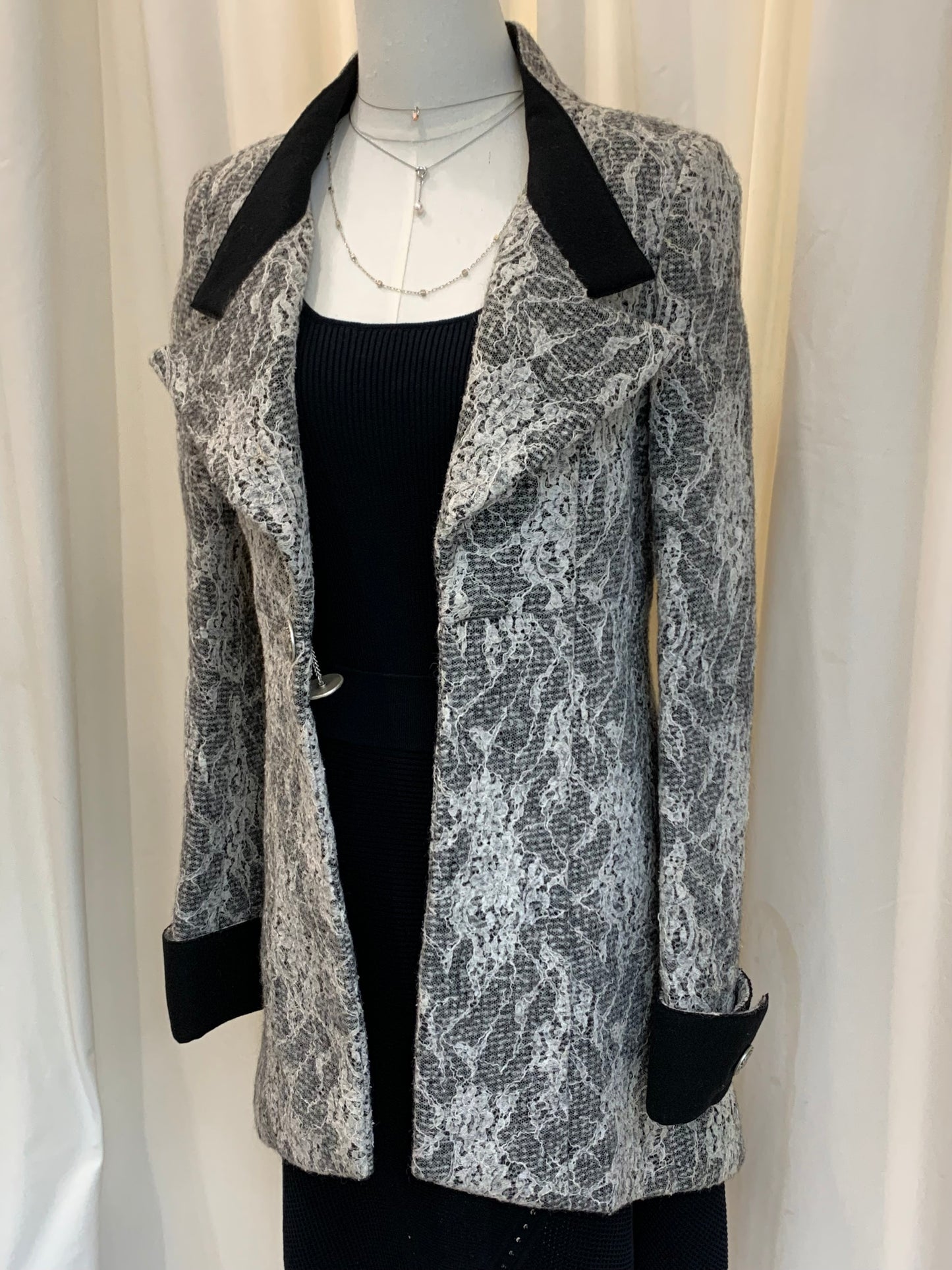 Chanel Paris À Rome Monochrome Lace Cropped Jacket Size 40