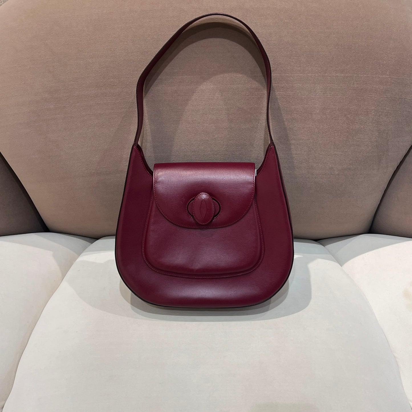 Cartier Vintage Must De Cartier Wine Red Leather Hobo Shoulder Bag