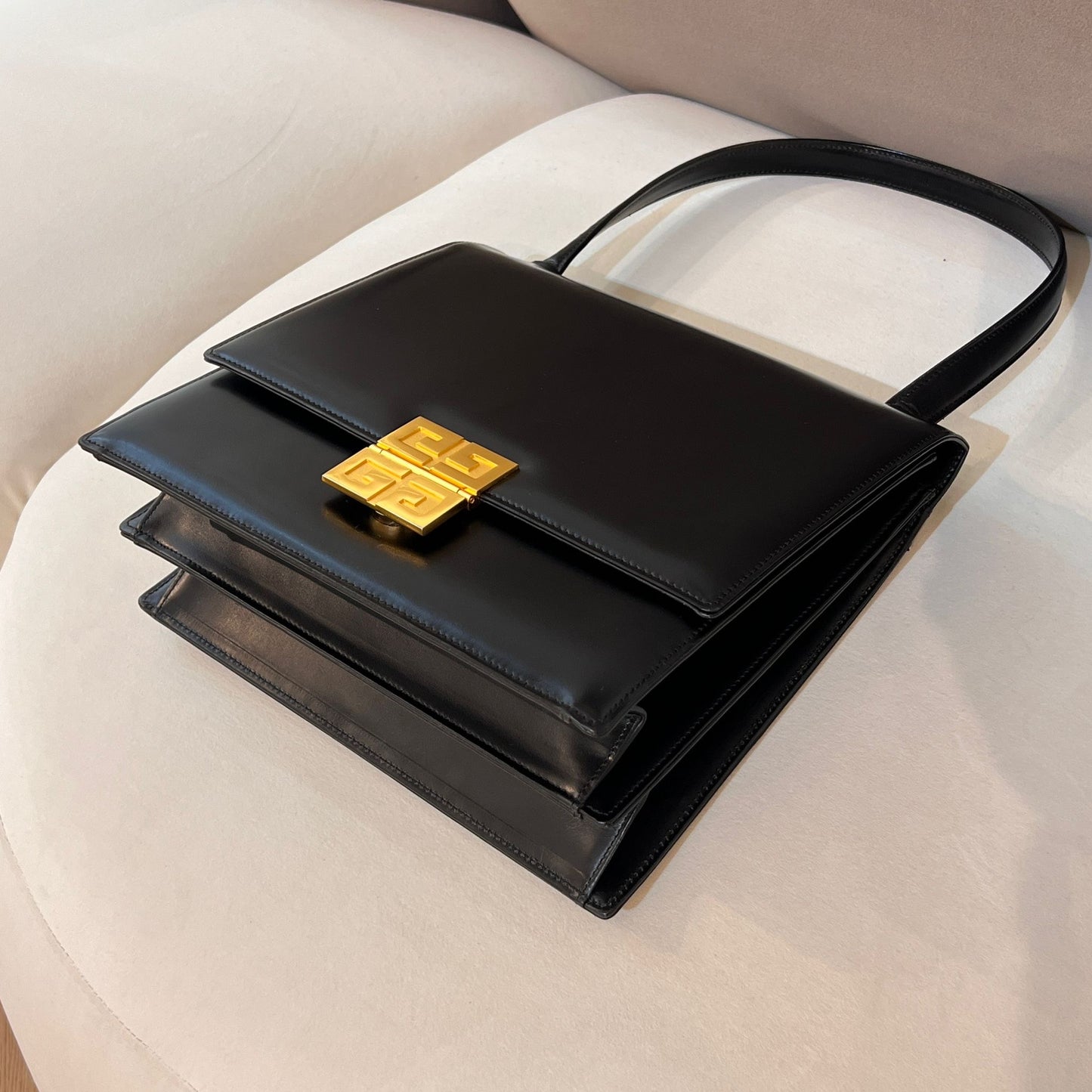 Givenchy Vintage 4G Logo Black Smooth Leather Shoulder Bag