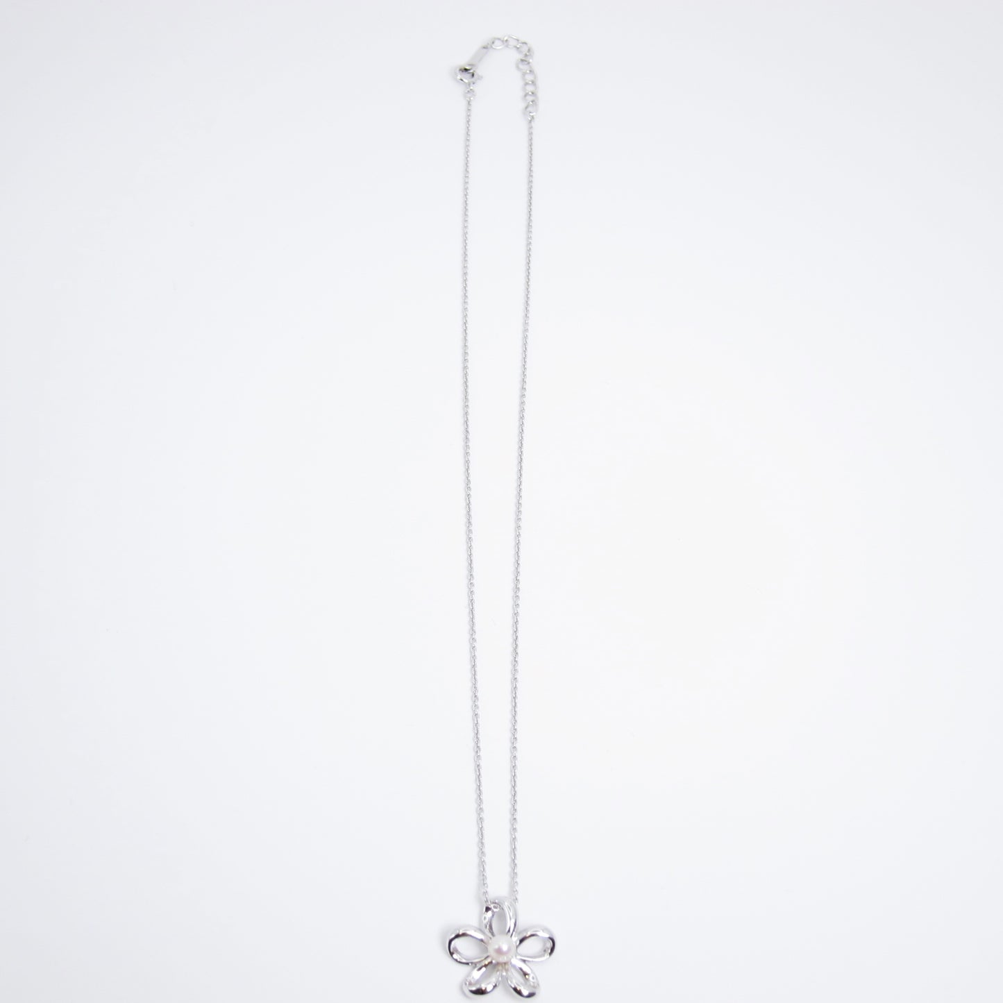 Tasaki Vintage Flower Motif Freshwater Pearl Silver Necklace