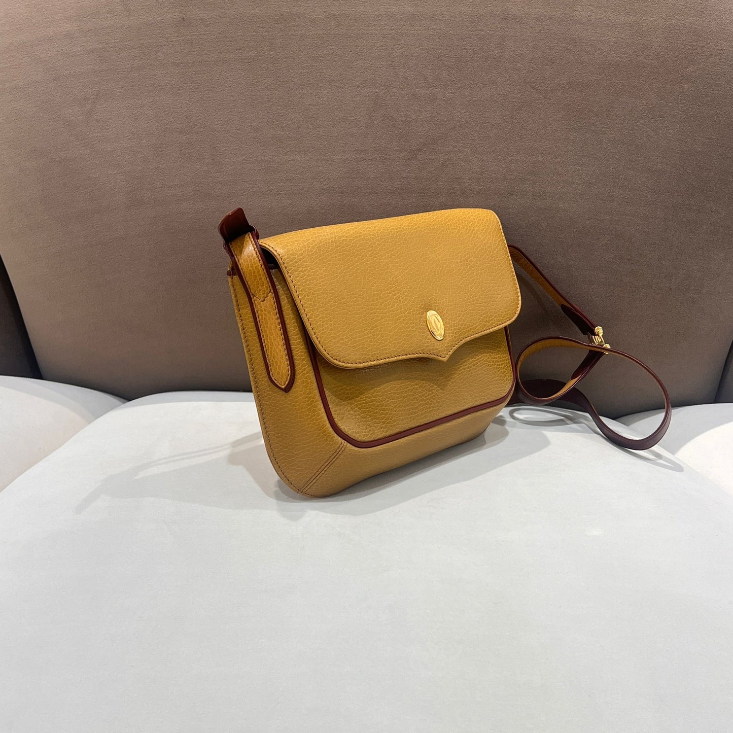 Cartier Vintage Must Line Beige Leather Shoulder Bag