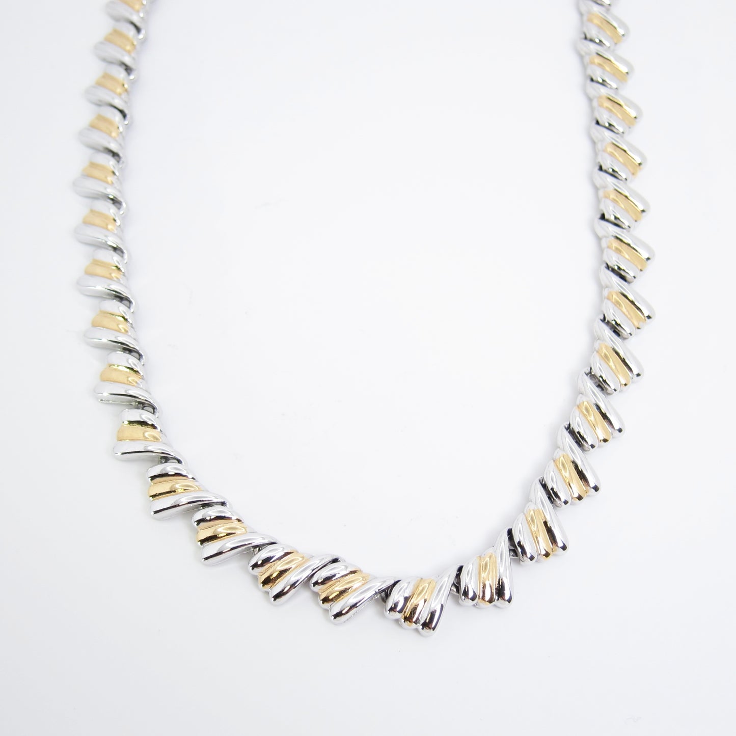 Nina Ricci Vintage Stylish Two Tone Necklace