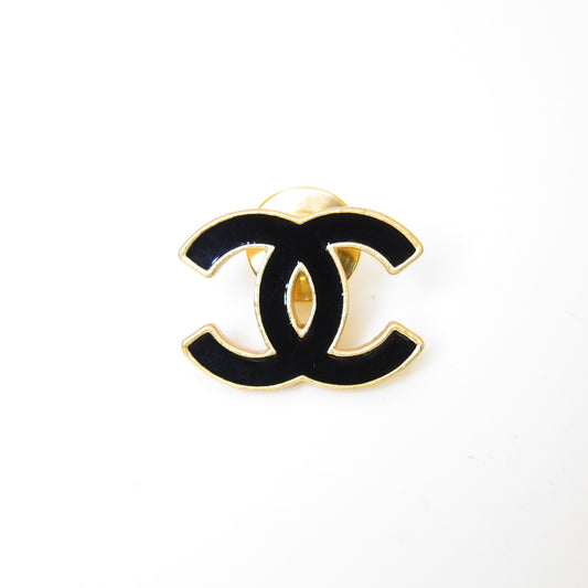 Chanel Vintage CC Logo Black Enamelled Golden Brooch