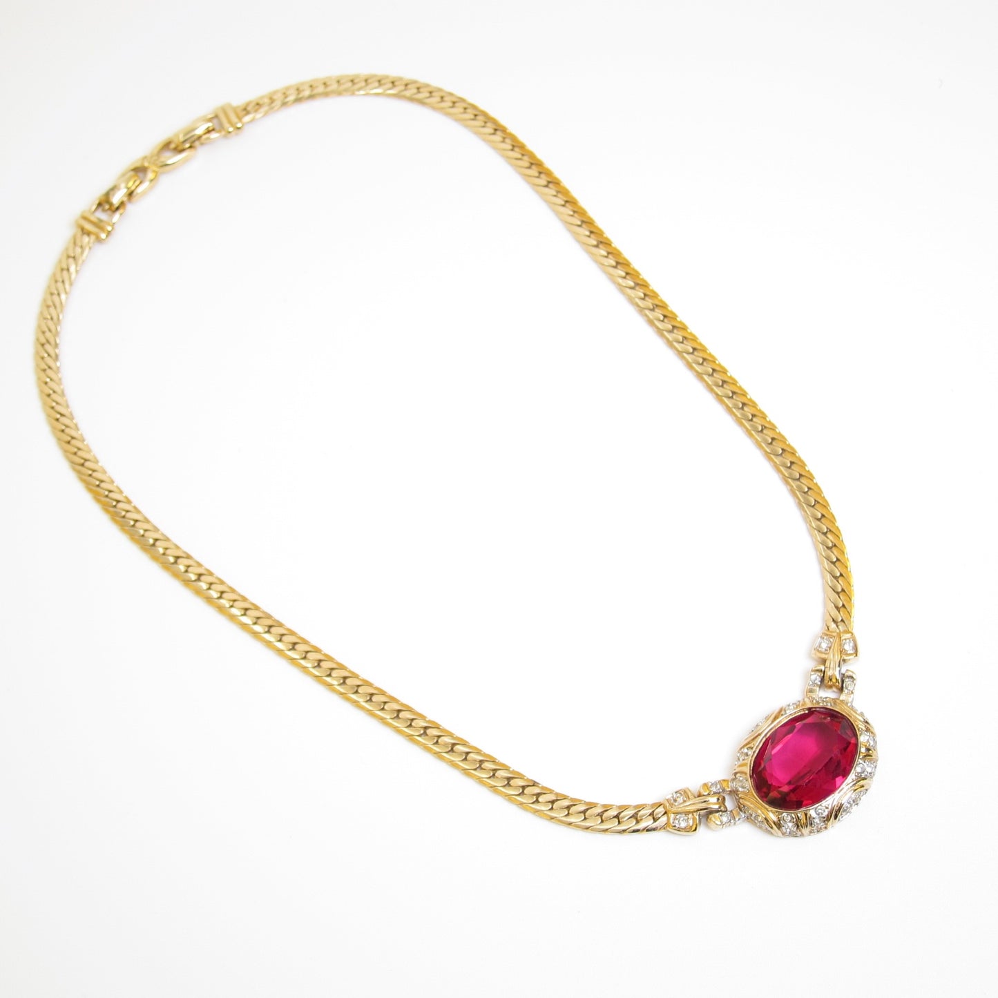 Nina Ricci Vintage Pink Cabochon Gold-Tone Necklace