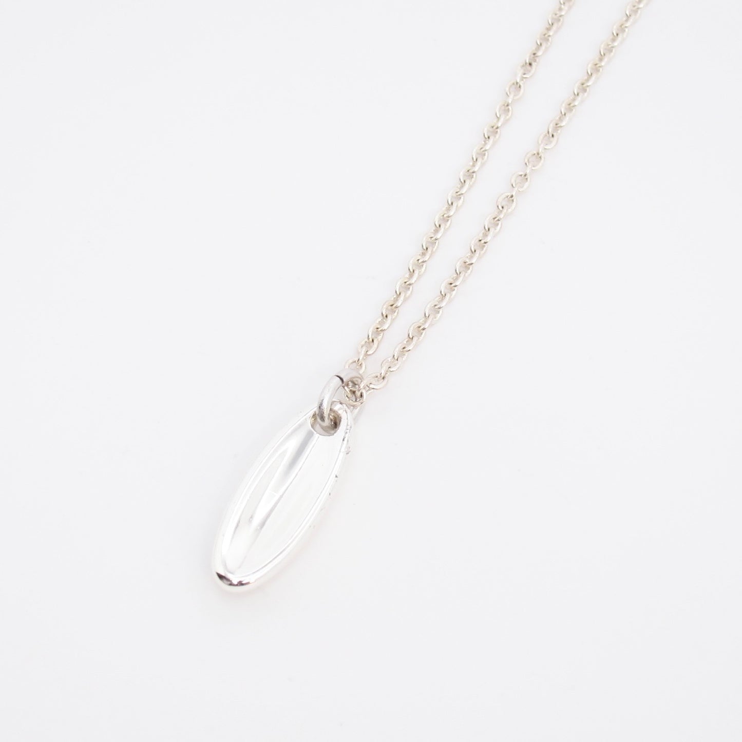 Monet Vintage Streamlined Ellipse Olive Bead Pendant Silver Necklace