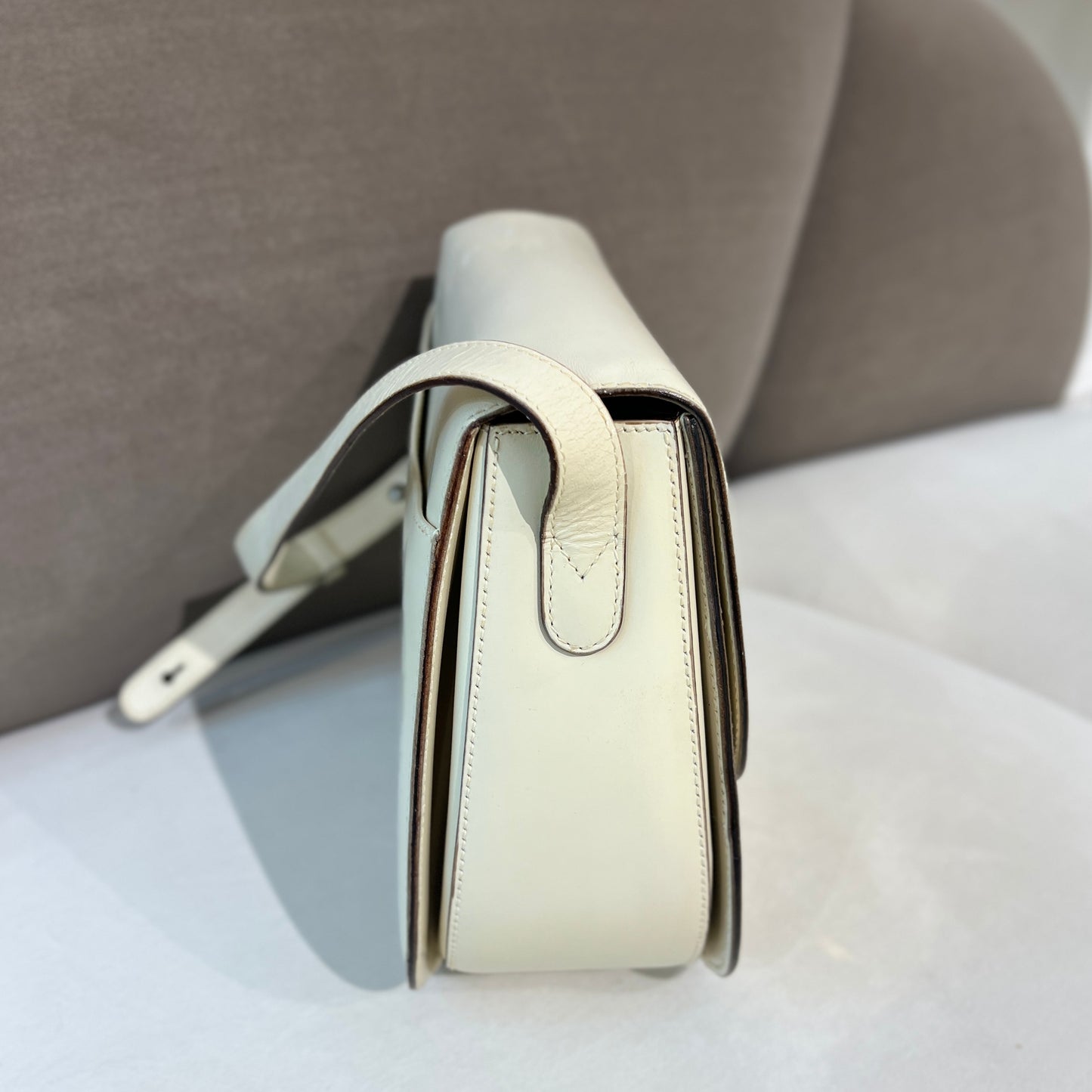 Celine Vintage Golden Lock Light Beige Leather Shoulder Bag