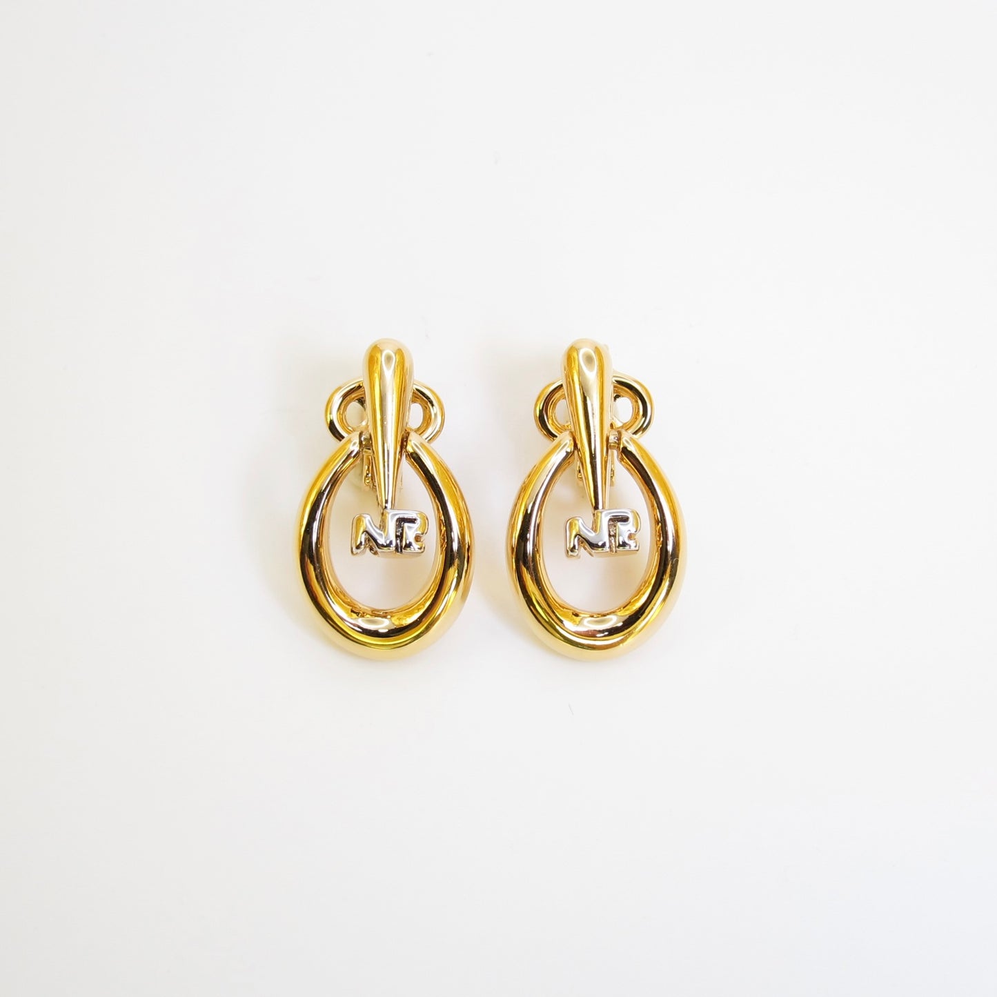 Nina Ricci Vintage NR Logo in Swing Oval Shape Golden Clip-on Earrings