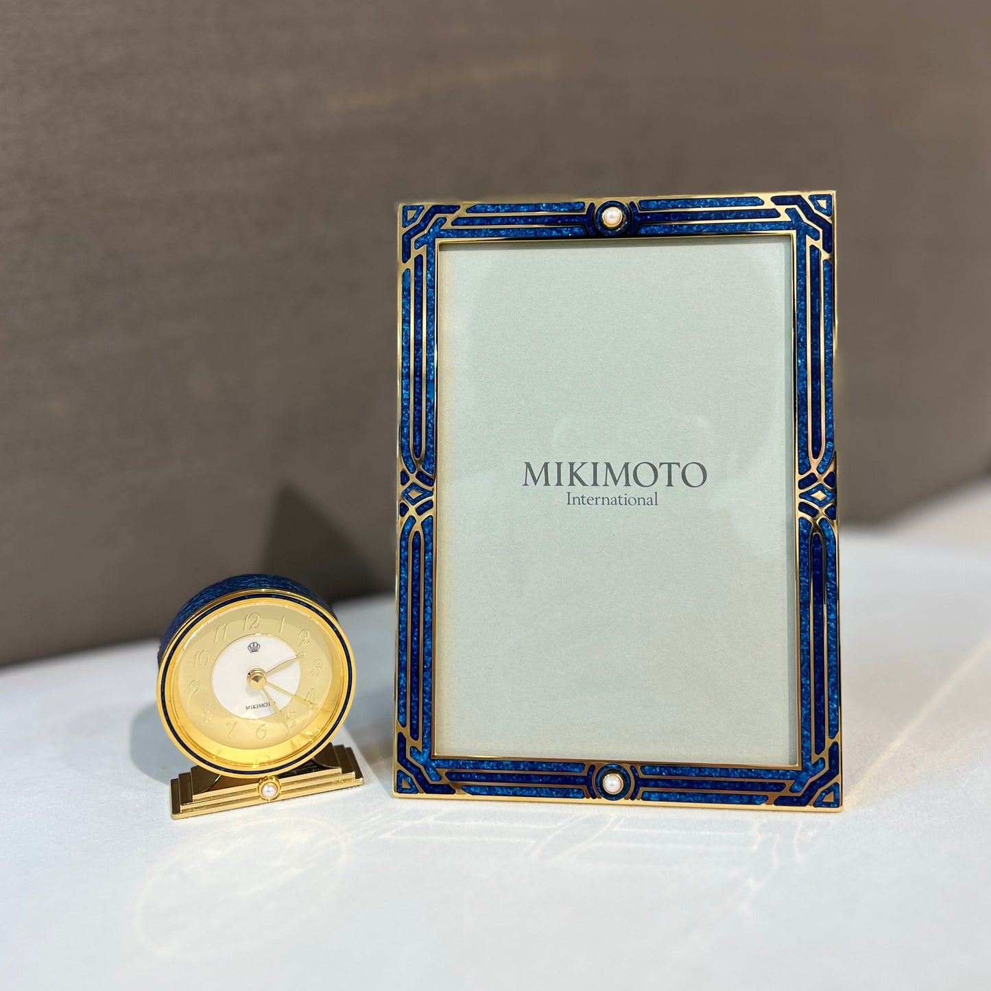 Mikimoto Vintage Crystal Lacquer with Pearl  Table Clock and Photo Frame Set