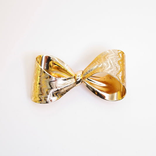 Christian Dior Vintage Ribbon Motif Golden Brooch