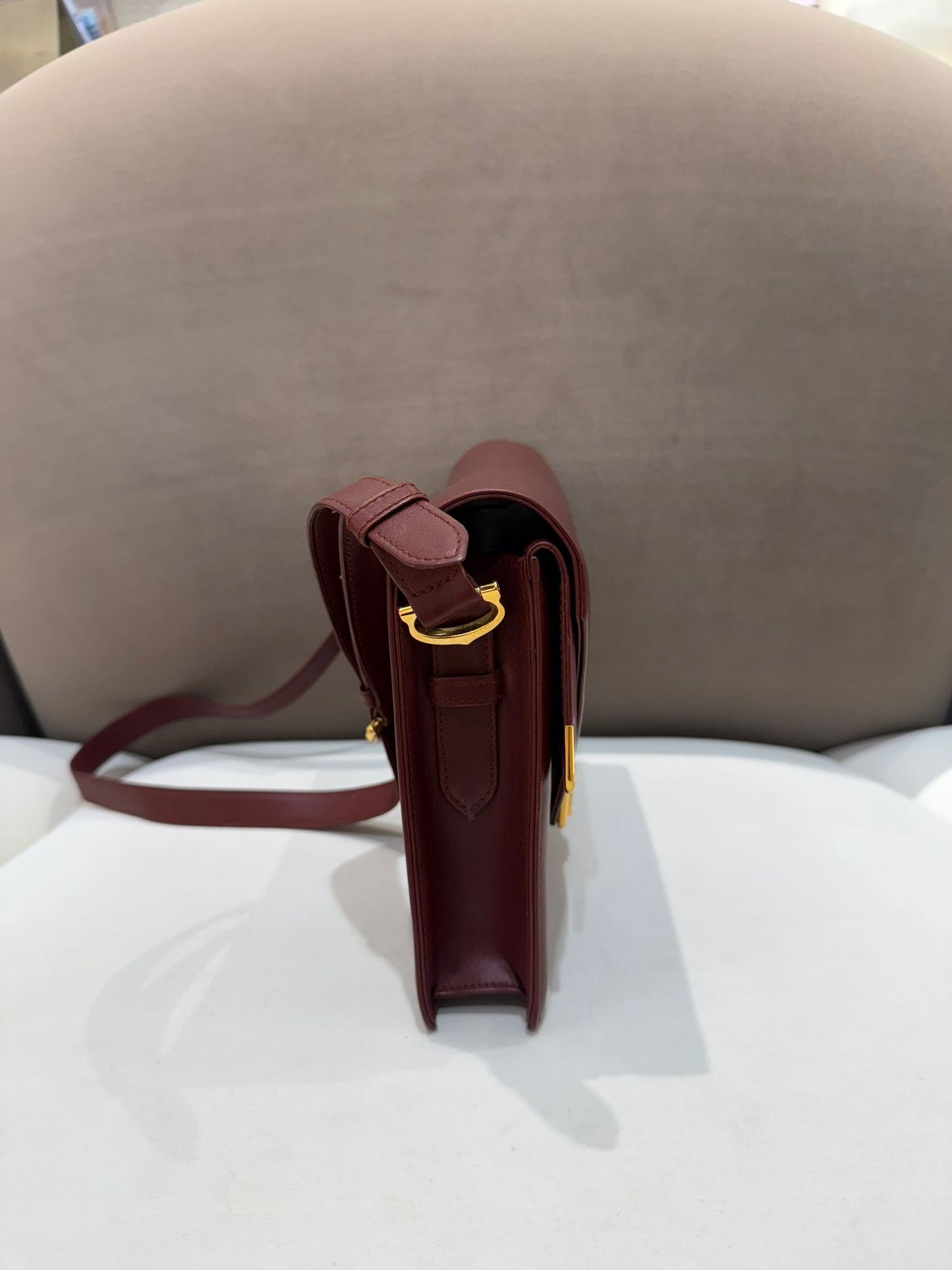 卡地亞復古 Must Line 酒紅色皮革單肩包