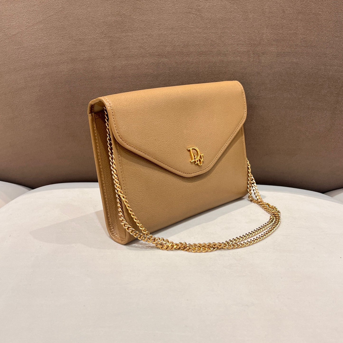 Christian Dior Vintage Beige Grained Leather Chain Shoulder Bag With Envelope Flap