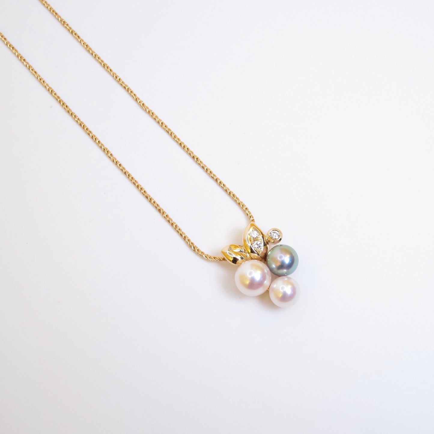 Tasaki Vintage 18K Gold Two Tone Pearl & 0.06ct Diamond Necklace