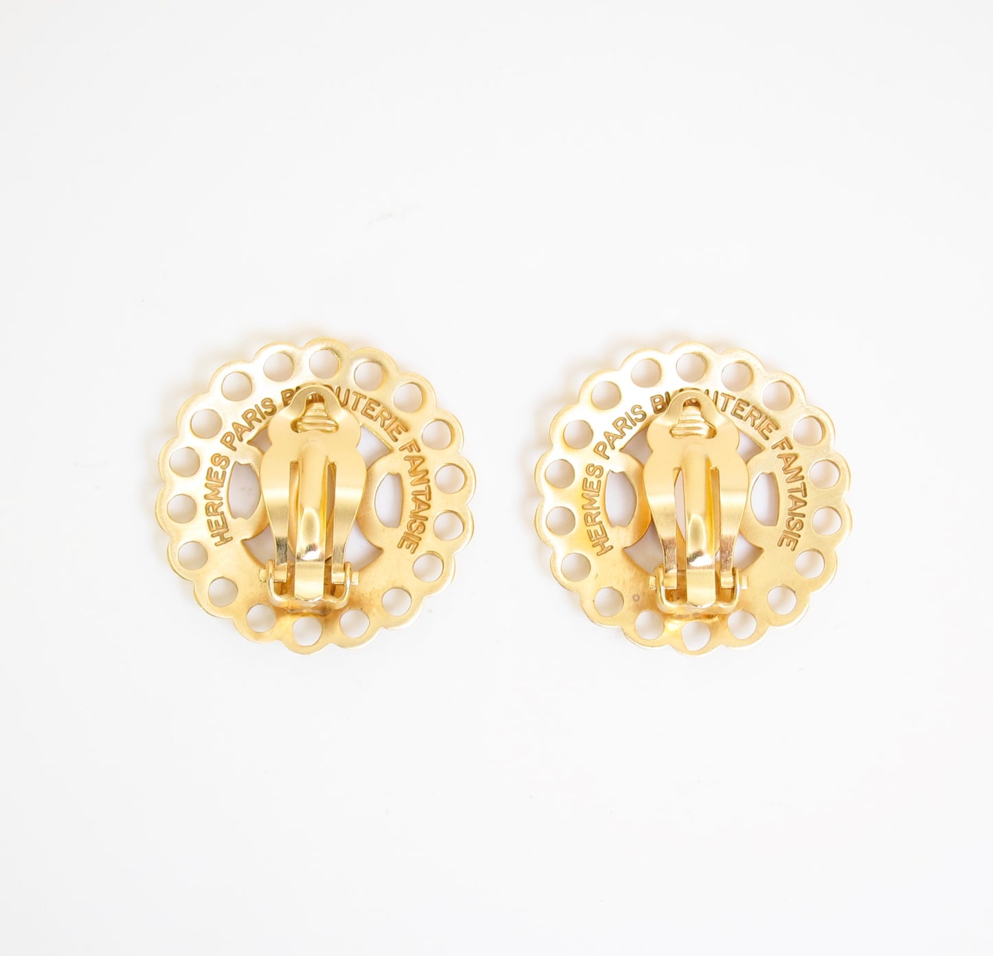 Hermes Vintage Stylish Round Shape Golden Clip-on Earrings