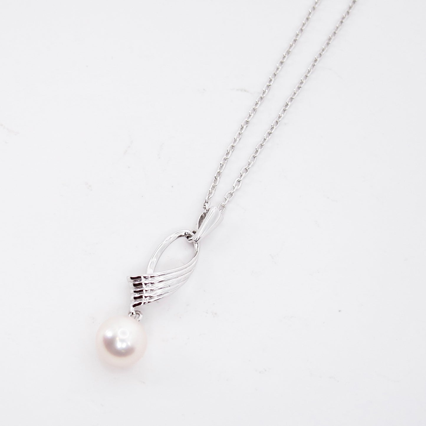 Mikimoto Vintage Stylish Pearl Silver Necklace