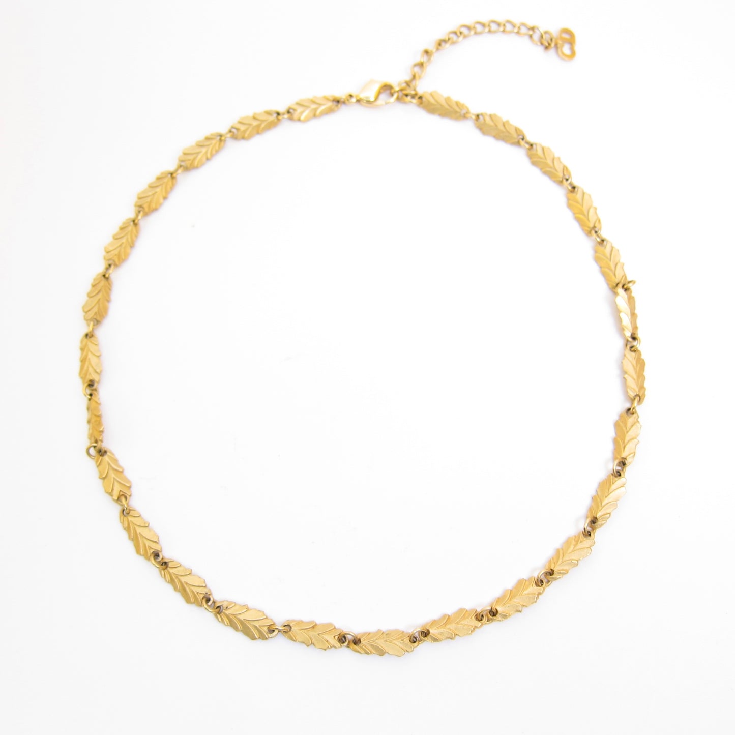 Christian Dior Vintage Leaves Motif Golden Necklace