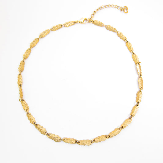 Christian Dior Vintage Leaves Motif Golden Necklace