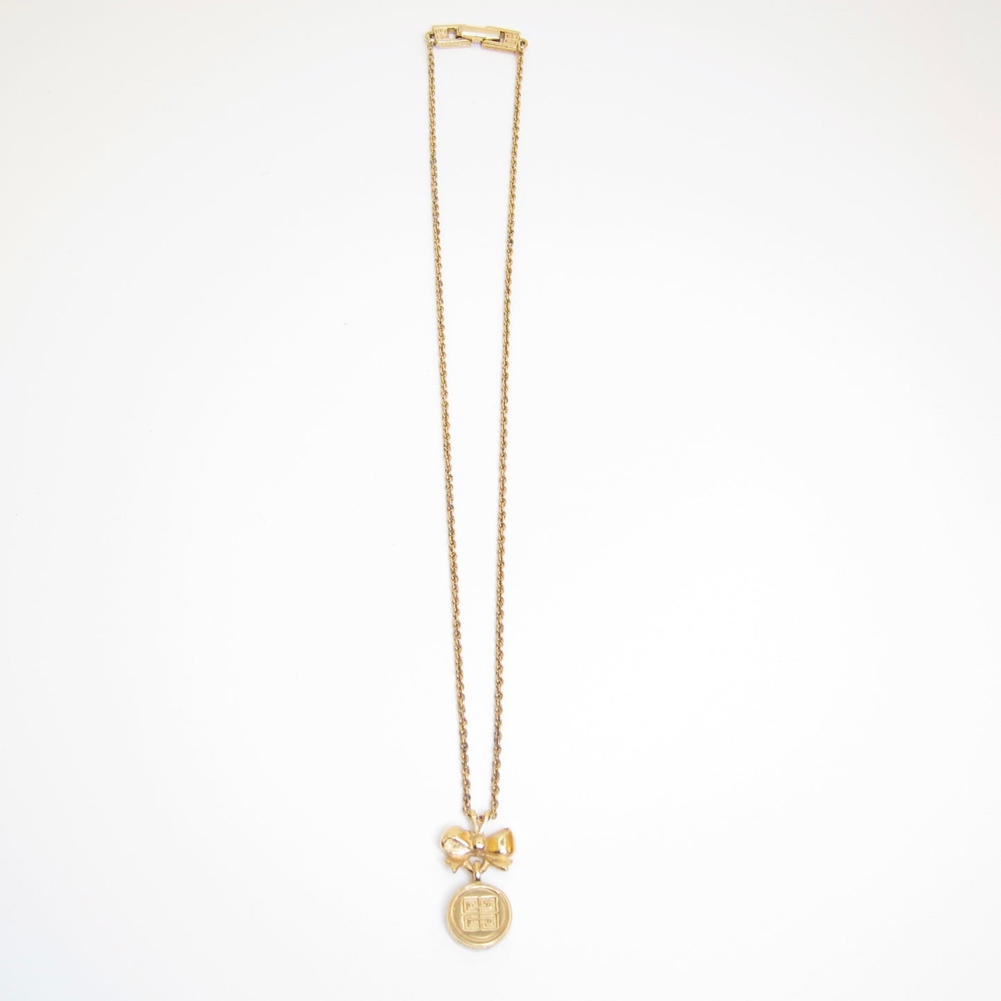 Givenchy Vintage 4G Logo In Circle and Ribbon Golden Necklace