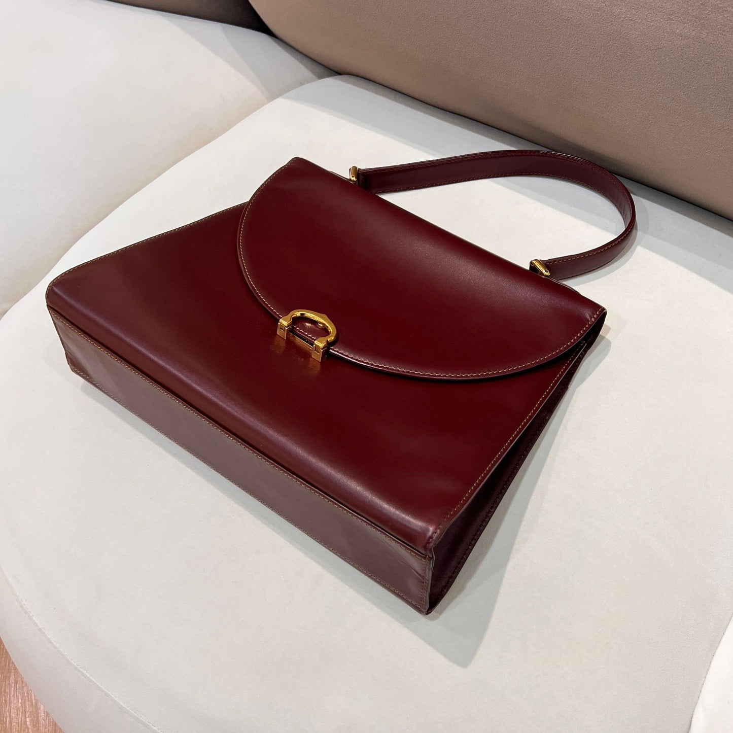 Cartier Vintage Must De Cartier Bordeaux Leather Top Handle Bag