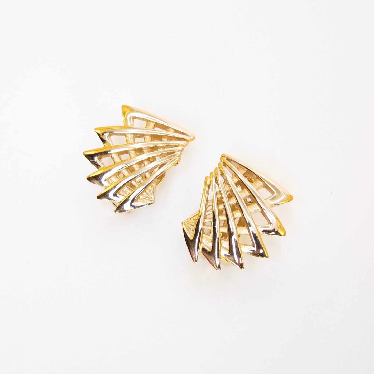 Givenchy Vintage Sculptural Fan Golden Clip-on Earrings