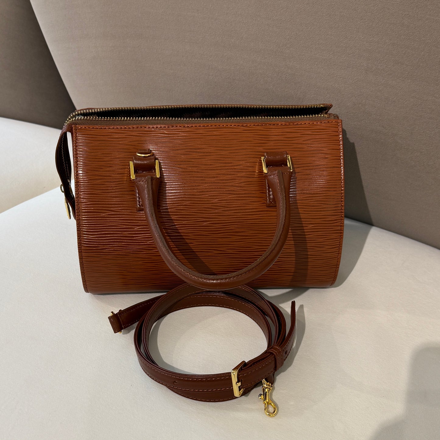Valentino Vintage Brown Epi Barrel 2-Way Boston Bag