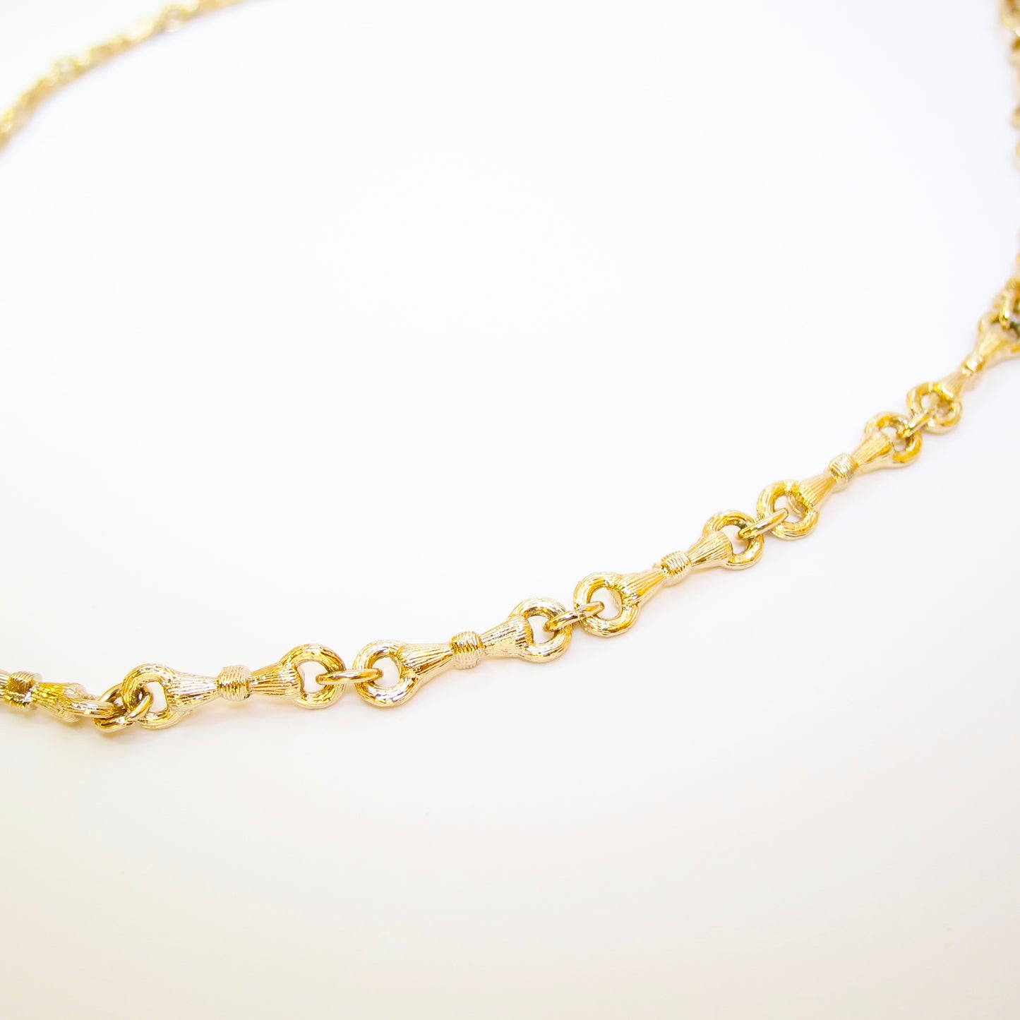Christian Dior Vintage Ribbon Motif Golden Necklace
