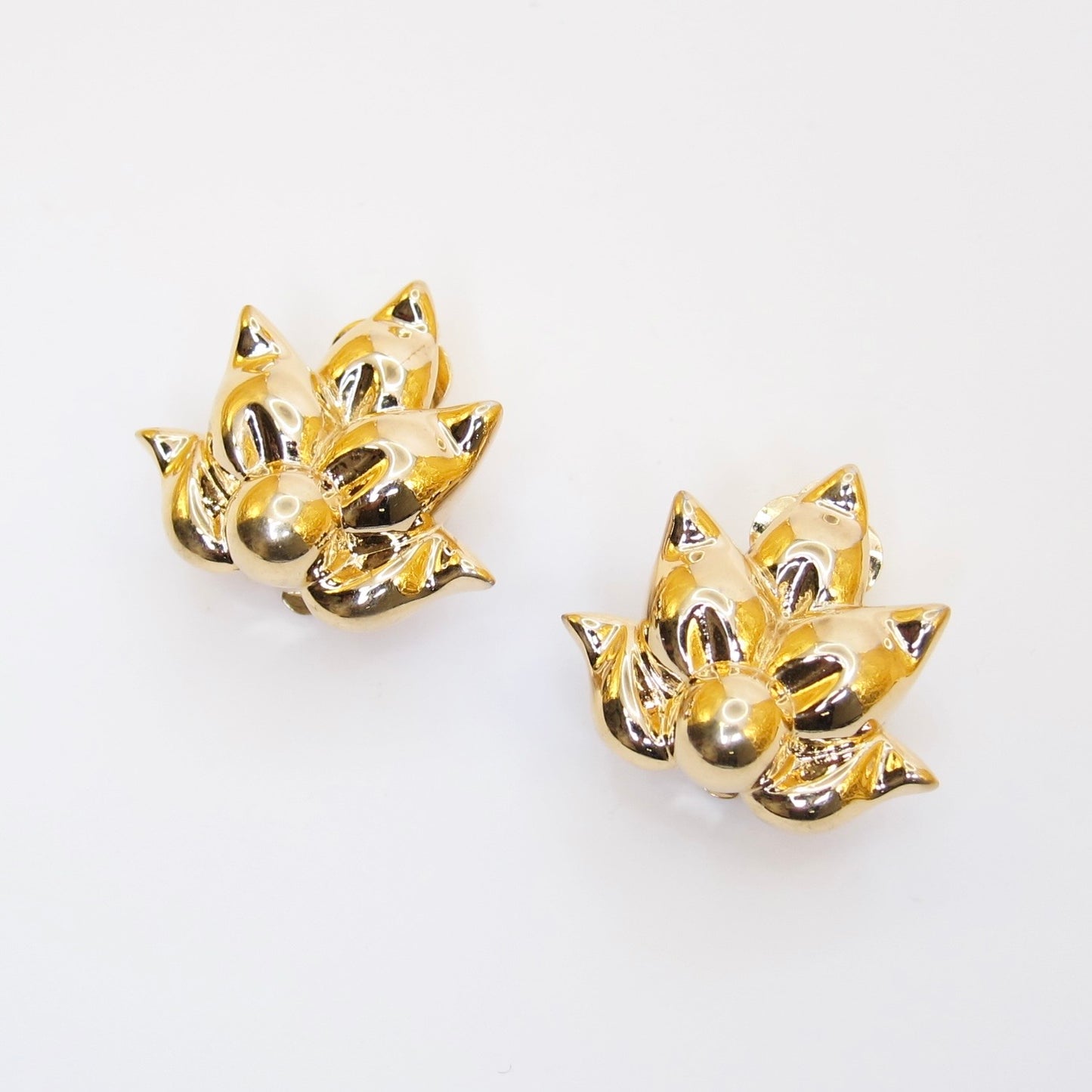 Nina Ricci Vintage Flower Motif Golden Clip-on Earrings