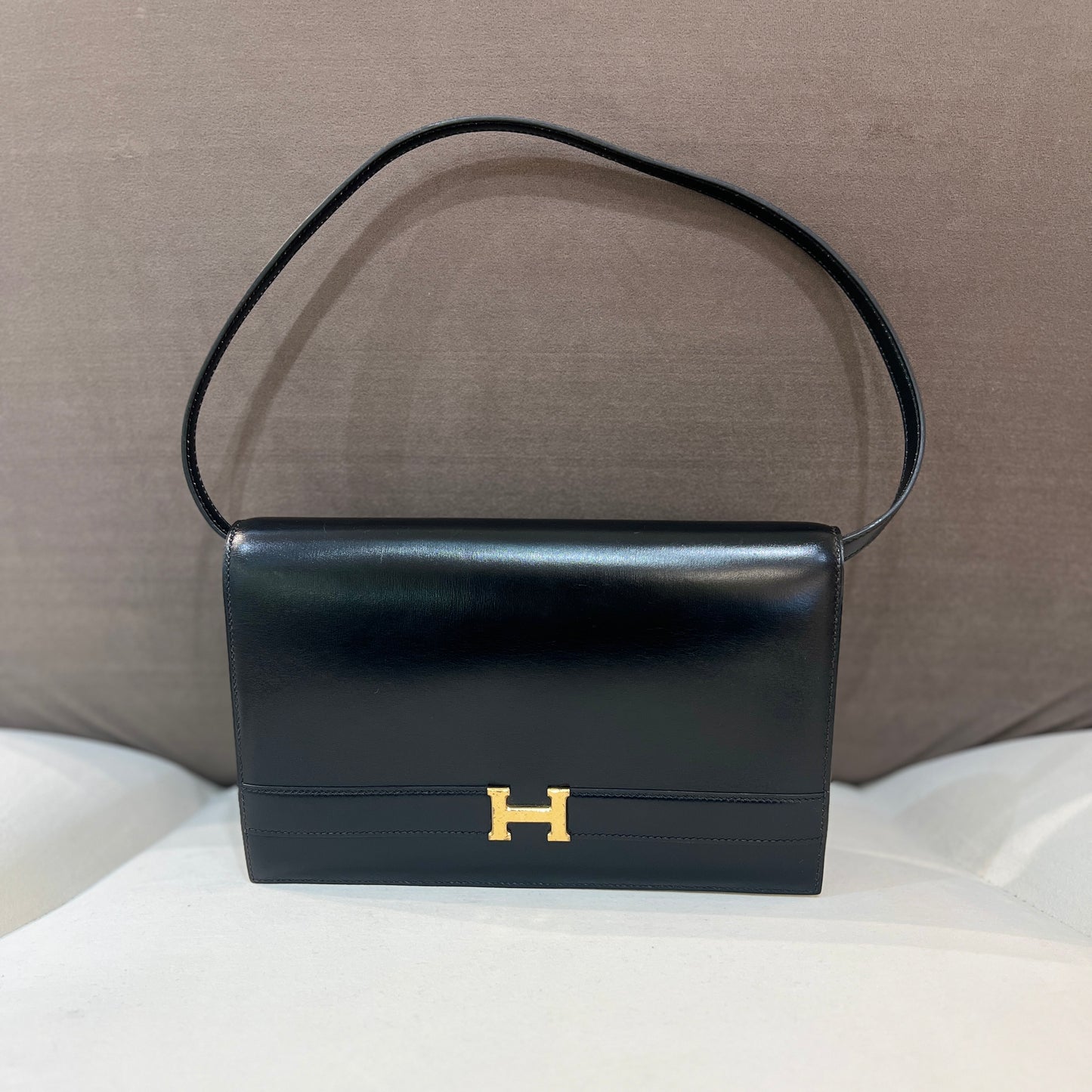 Hermes Annie Shoulder Bag Black Color with GHW