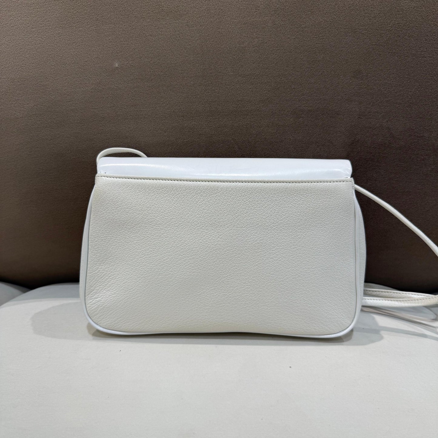 Givenchy Vintage White Leather 4G Logo Shoulder Bag