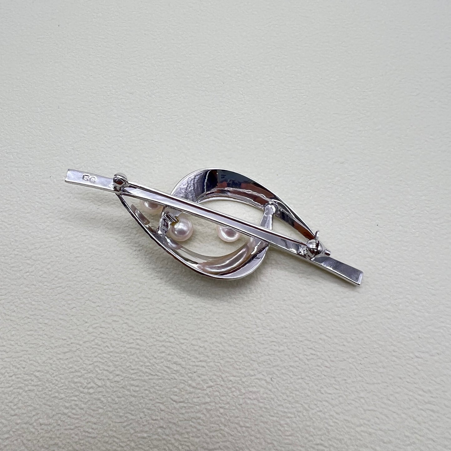 Mikimoto Vintage Akoya Pearl Silver Brooch