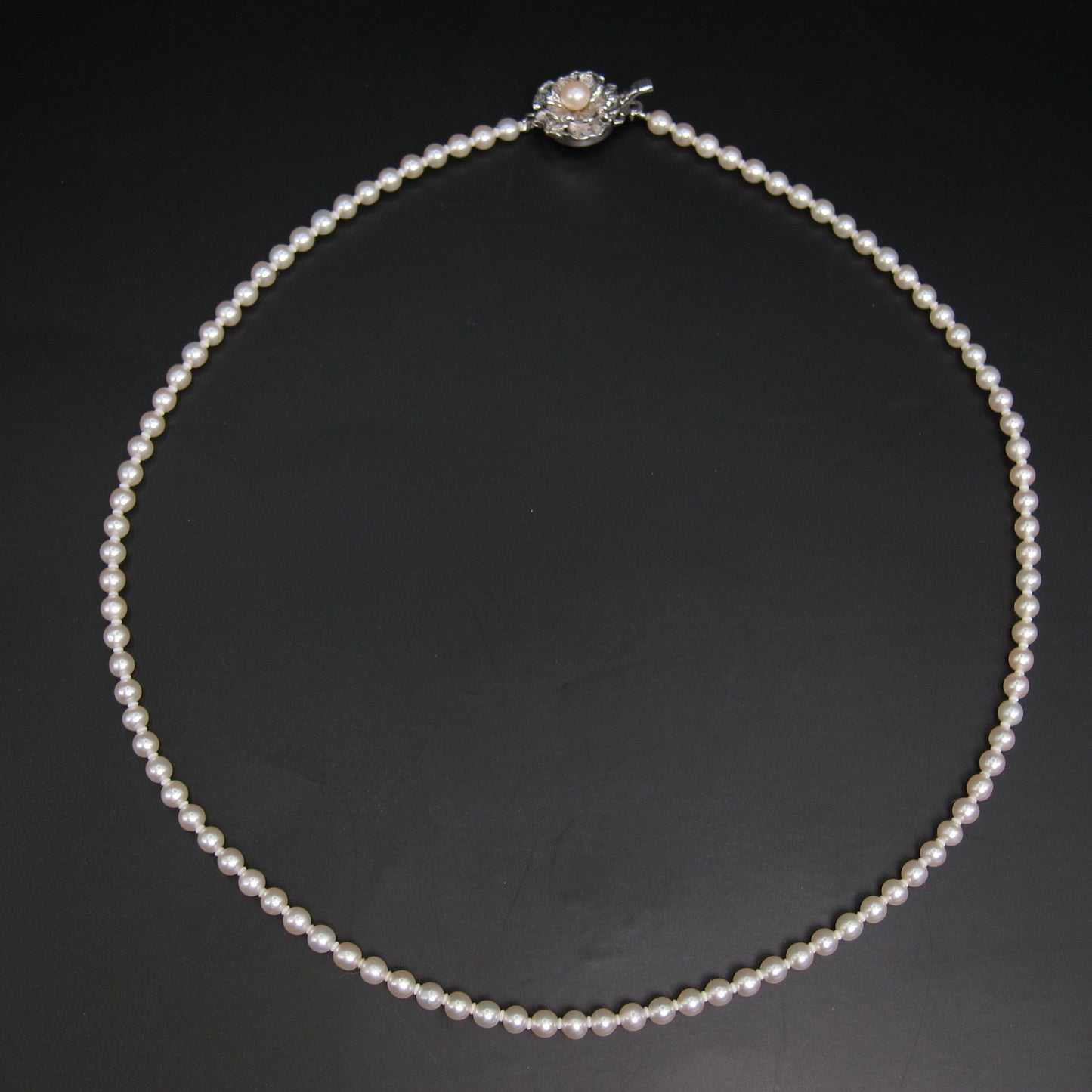 No Brand Vintage Akoya Baby Pearl with Sv Flower Buckle Necklace