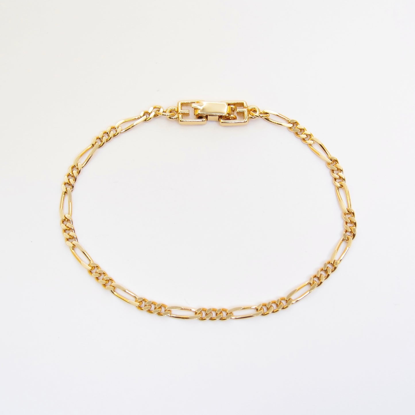 Givenchy Vintage Stylish Golden Chain Link Bracelet