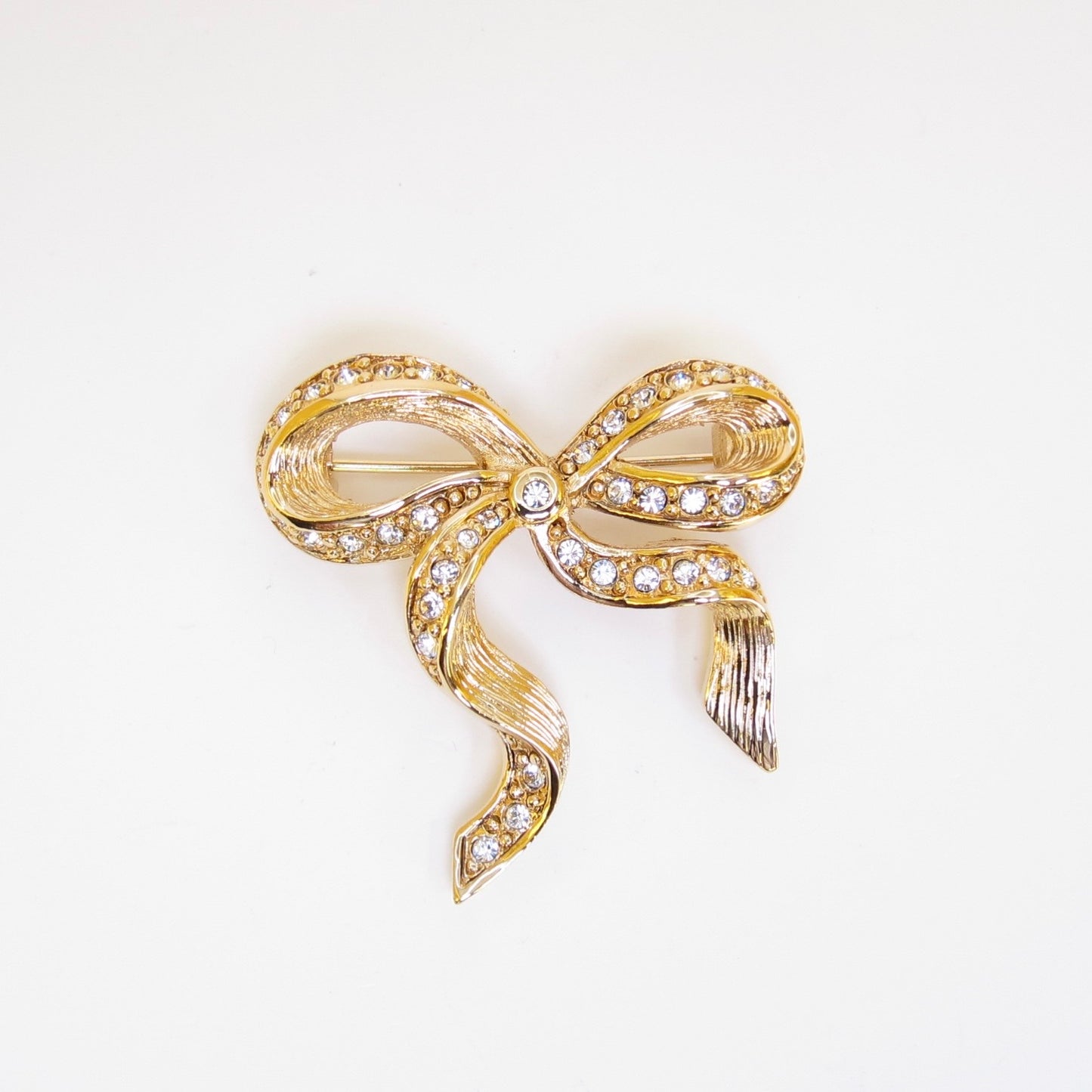 Christian Dior Vintage Ribbon with Rhinestone Golden Brooch