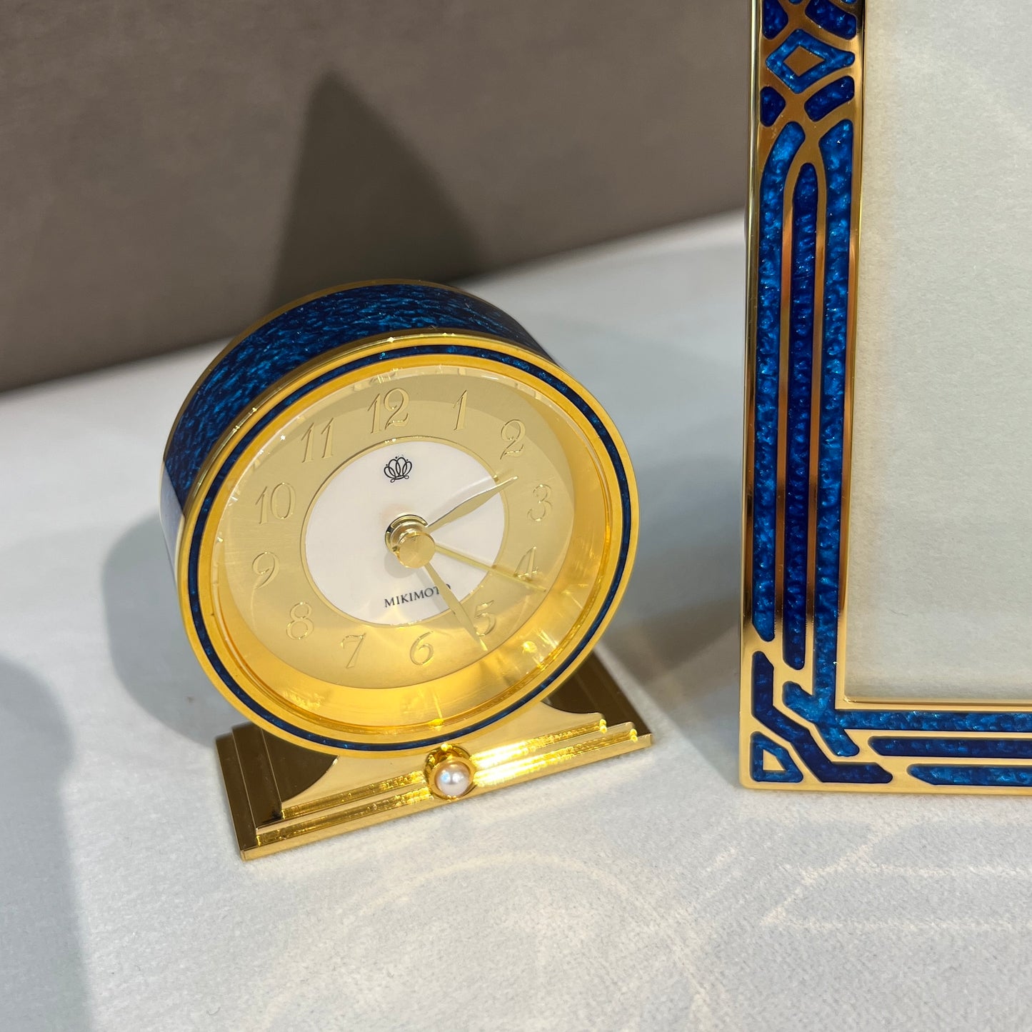 Mikimoto Vintage Crystal Lacquer with Pearl  Table Clock and Photo Frame Set