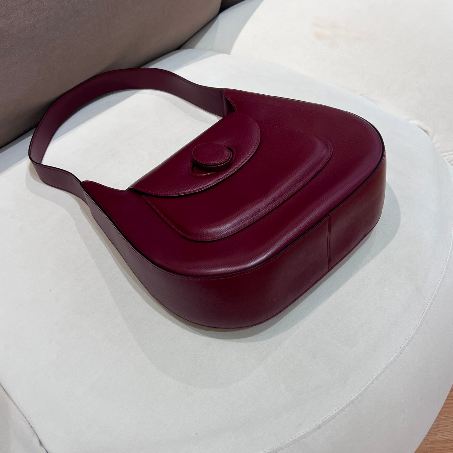 Cartier Vintage Must De Cartier Wine Red Leather Hobo Shoulder Bag
