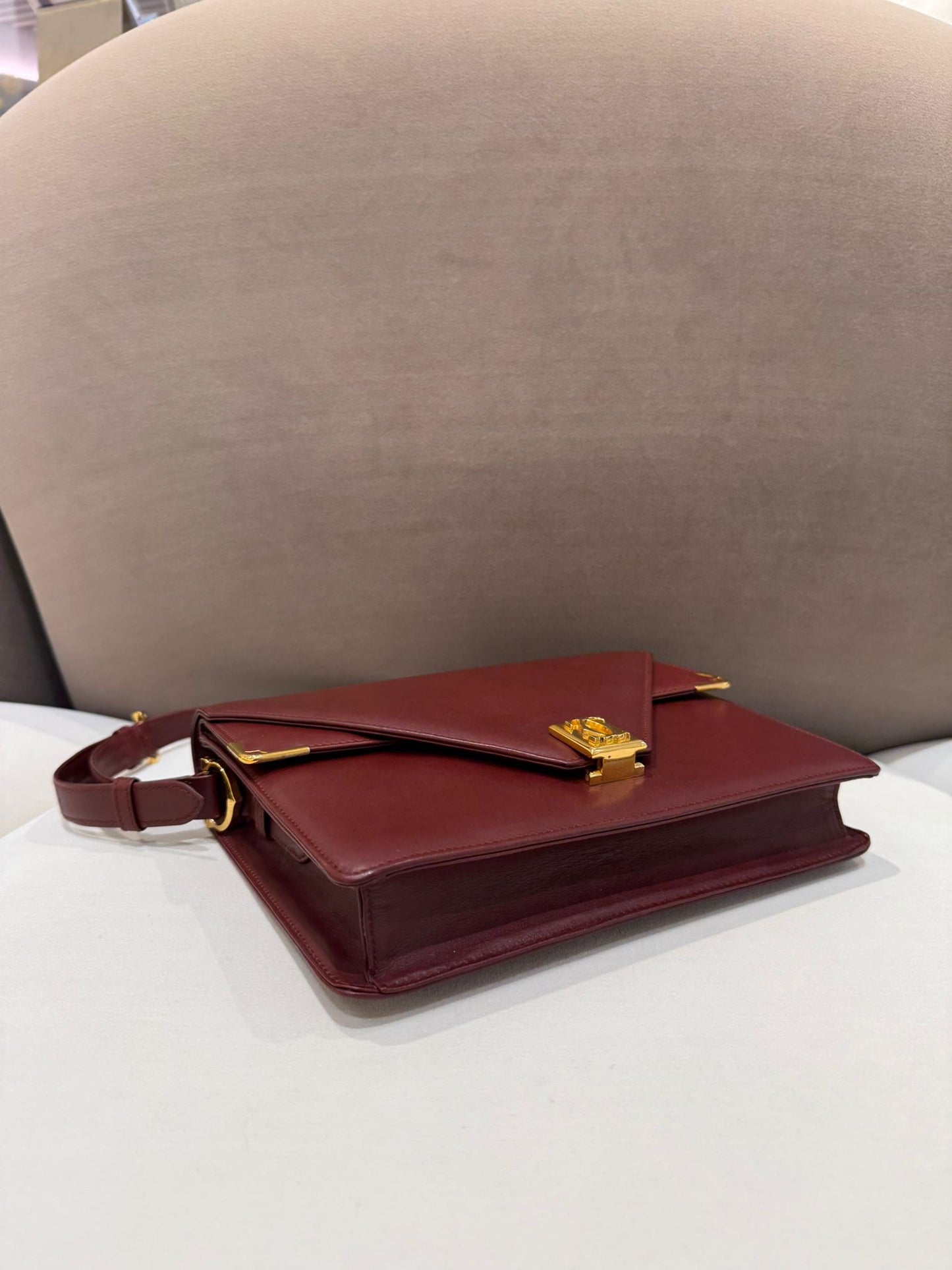 卡地亞復古 Must Line 酒紅色皮革單肩包