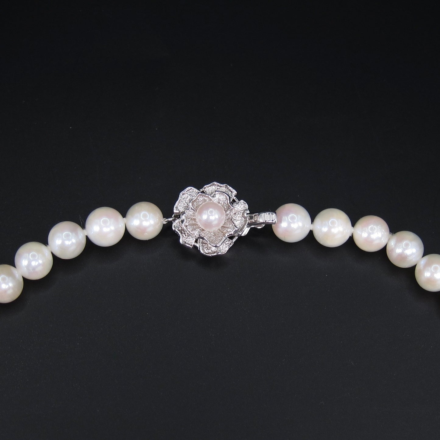No Brand Vintage Akoya Pearl with Sv Flower Buckle Necklace