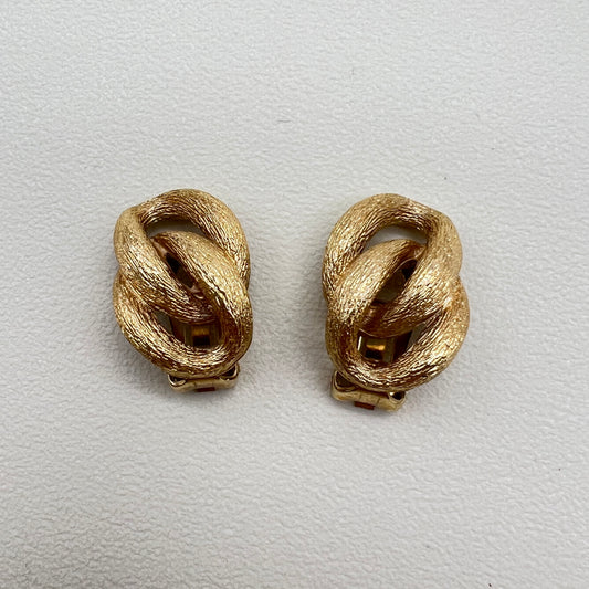 Christian Dior Vintage Link Golden Clip-on Earrings
