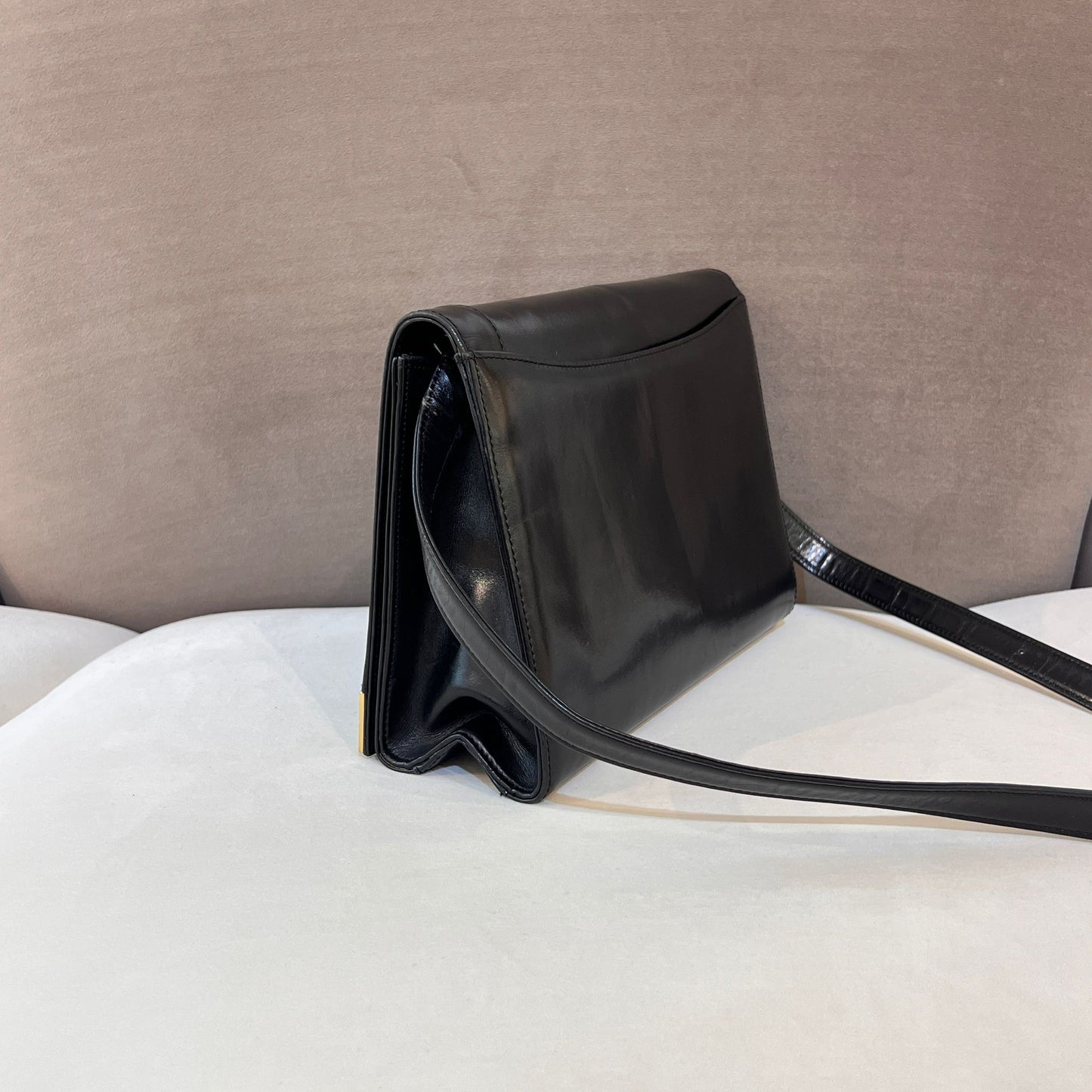 Givenchy Vintage 4G Logo 2-Way Black Leather Handbag