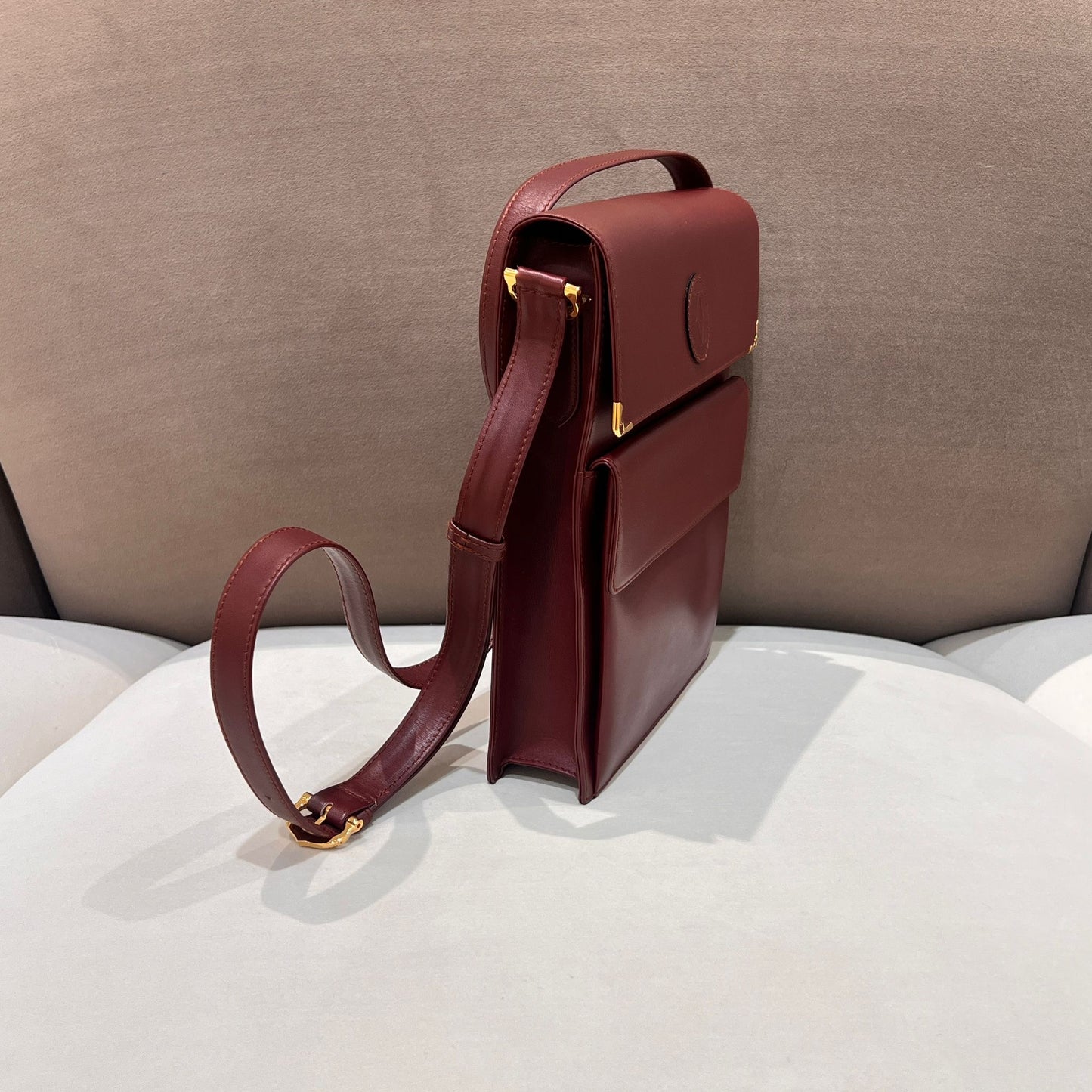 Cartier Vintage Must De Cartier Burgundy Red Leather Shoulder Bag