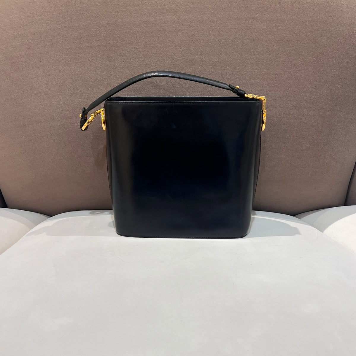 Ferragamo Vintage Black Leather Gancini 2-Way Shoulder Bag