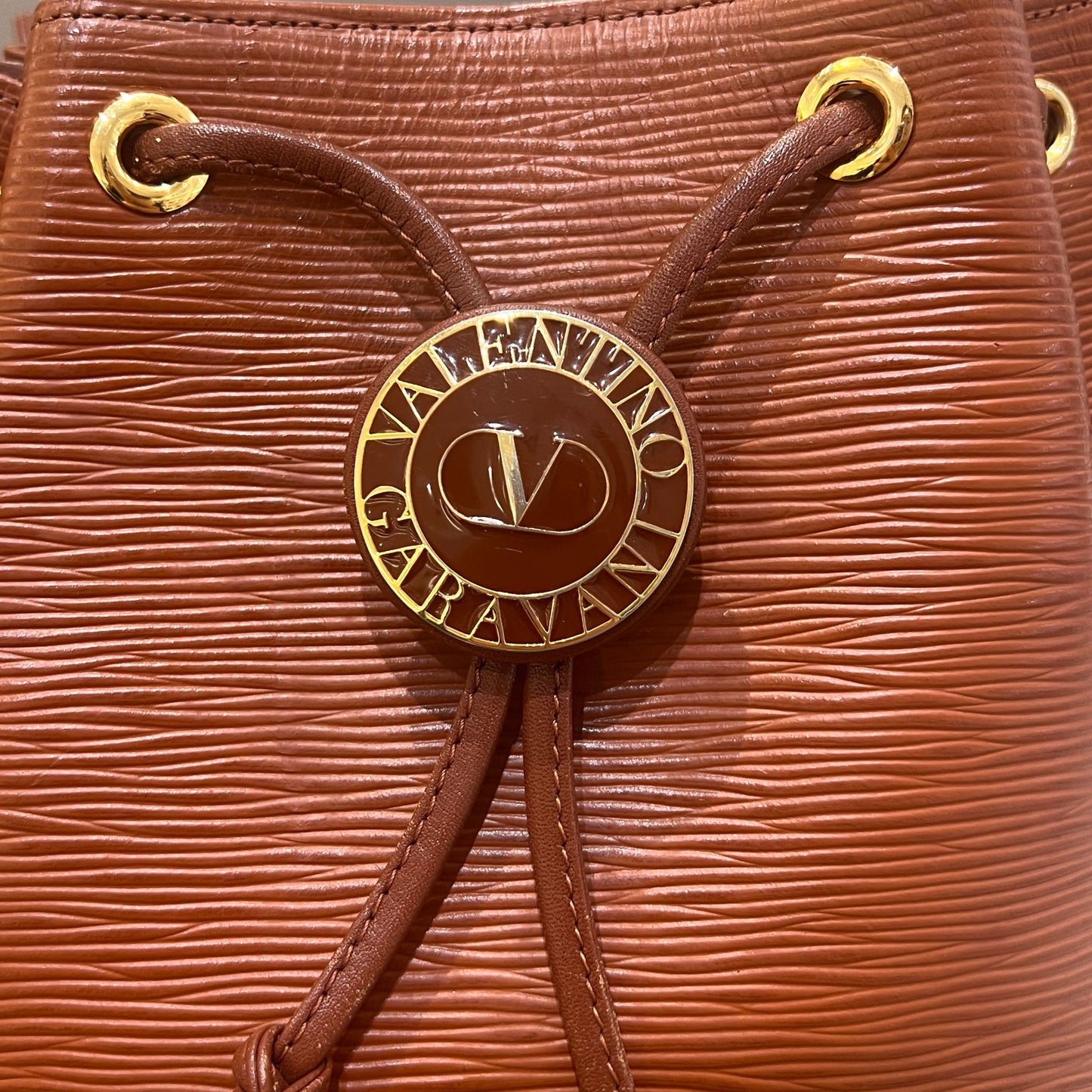 Valentino Garavani Vintage Textured Leather Brown Drawstring Bucket Shoulder Bag