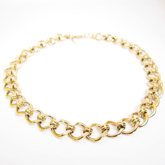 Monet Vintage Stylish Chain Golden Necklace