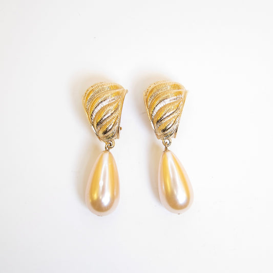 紀梵希復古珍珠金夾式耳環