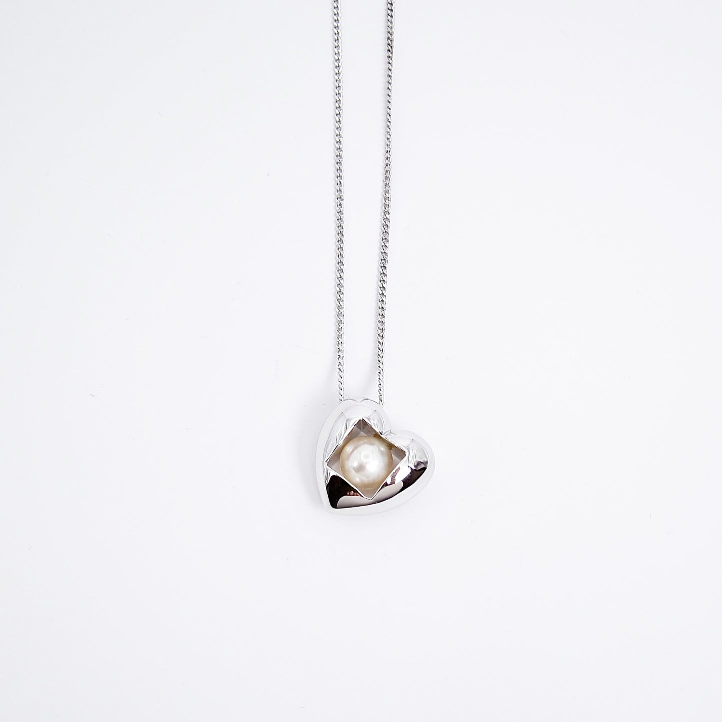 Mikimoto Vintage Akoya Pearl in Heart Silver Necklace