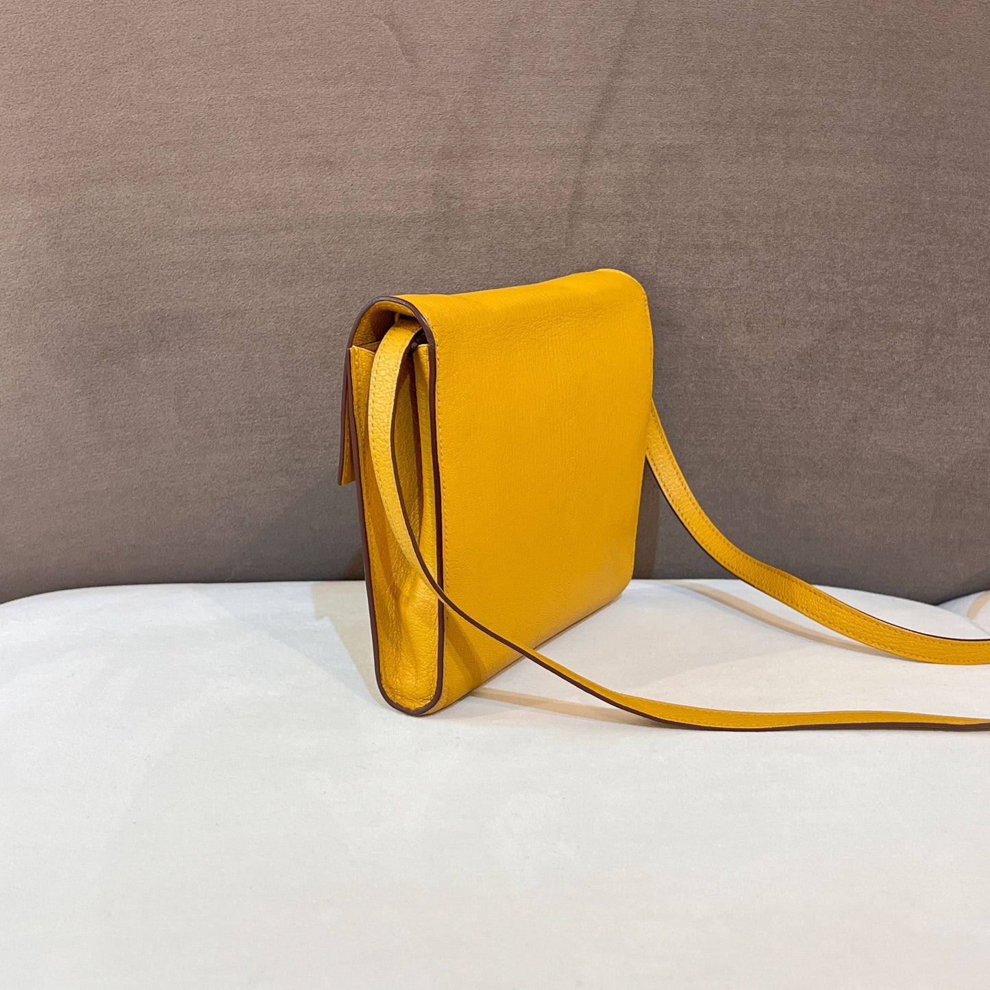 Hermès Click 16 Sun Yellow Leather Shoulder Bag