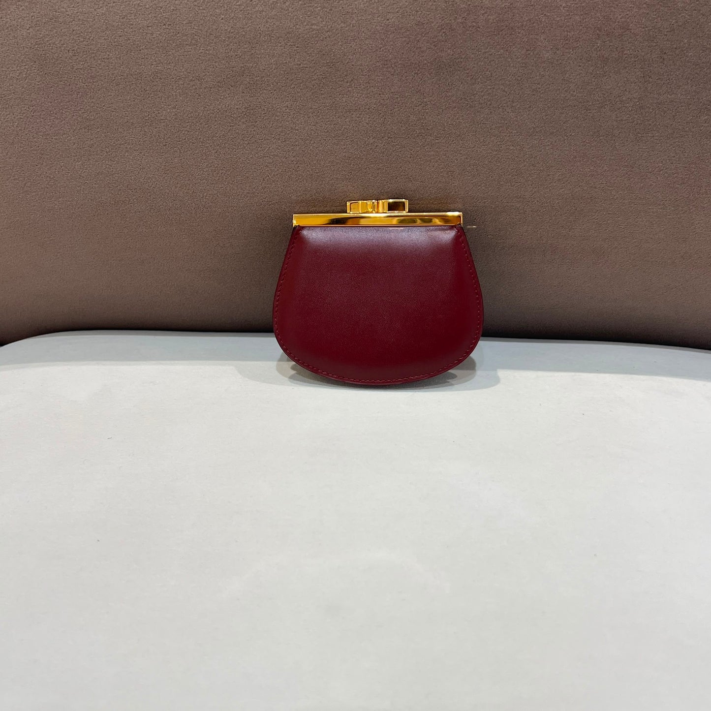 Cartier Vintage Bordeaux Leather Kiss Lock Coin Purse