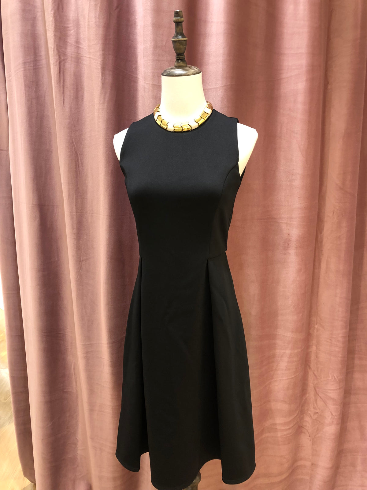 Calvin Klein Black Sleeveless Midi Dress