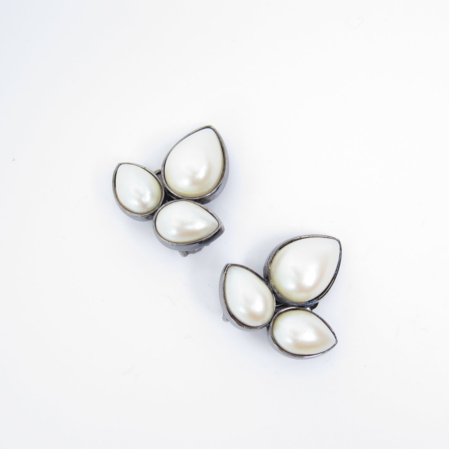 Givenchy Vintage Drop Shape Pearl Clip-on Earrings