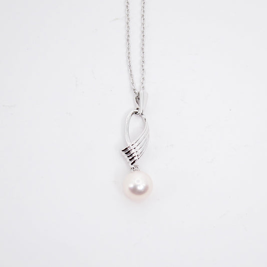 Mikimoto Vintage Stylish Pearl Silver Necklace